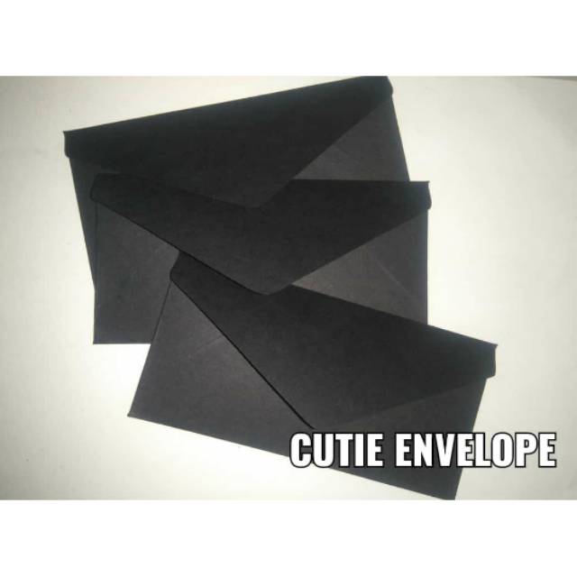 

Amplop hitam custom ukuran 14,5 cm x 7,5 cm