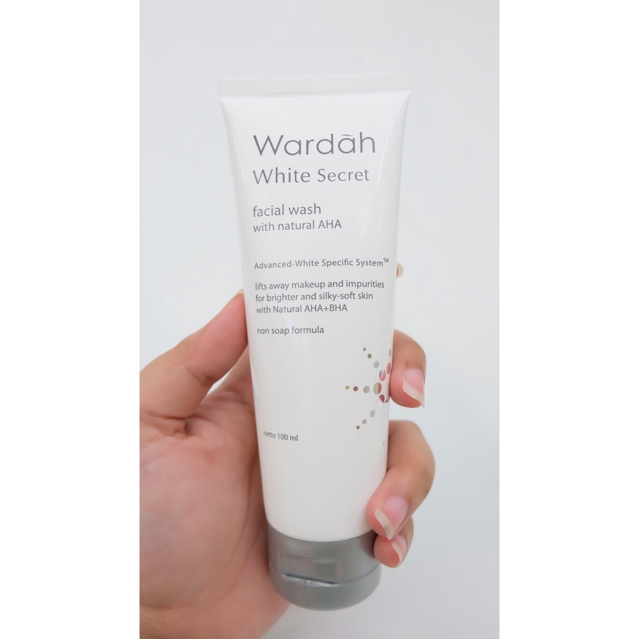 White Secret Facial Wash 100 mL KEMASAN BARU