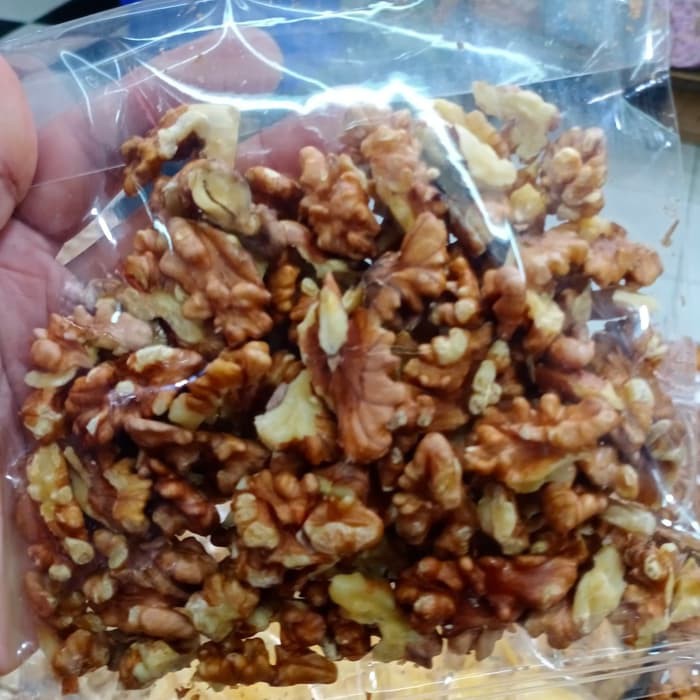 

KACANG WALNUT KUPAS PANGGANG 500GRAM