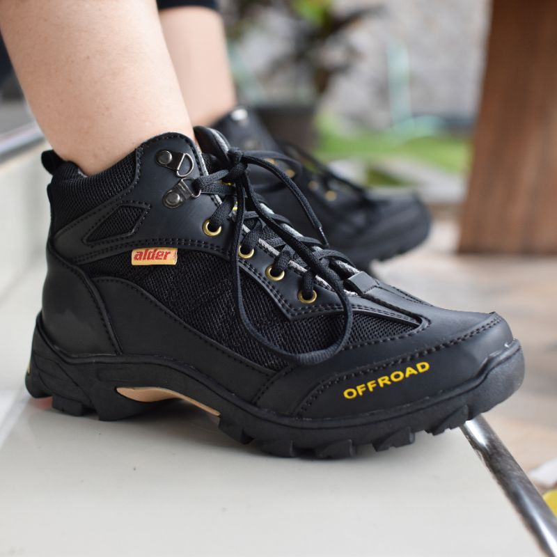 ALDER Sepatu Gunung Pria Model Boots tinggi Size 39-43 Sol karet upper kulit sintetis Sepatu Pria-Full hitam