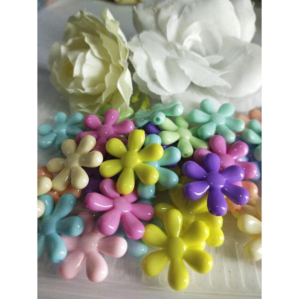 Mote bunga / Mote Bunga Daisy / Mote Bunga pastel / manik bunga
