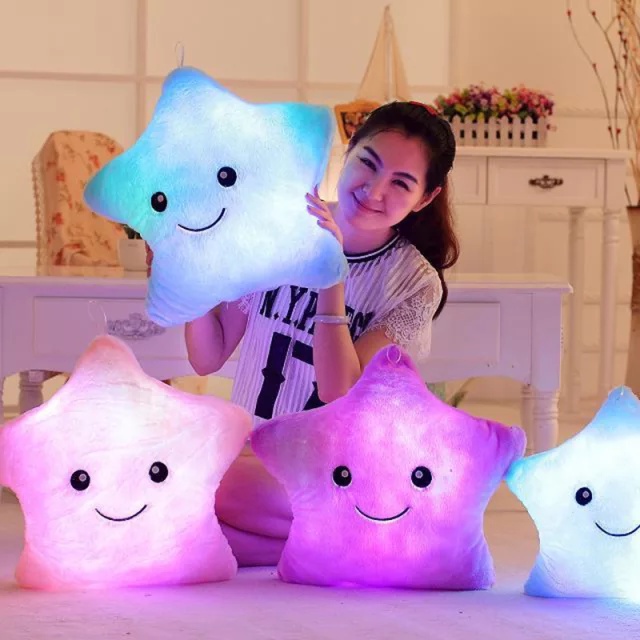 Boneka LED Bantal Nyala Mainan Import Bintang / Bantal Tidur / Hiasan Kamar Bahan Halus Dan Lembut Standar SNI