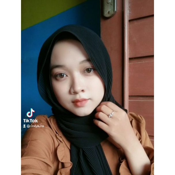 pasmina plisket ceruty babydoll full lidi / kerudung wanita / pasmina plisket / kerudung murah
