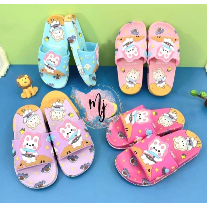 Sandal Slide Anak Perempuan Import Motif BTS Motif BT21