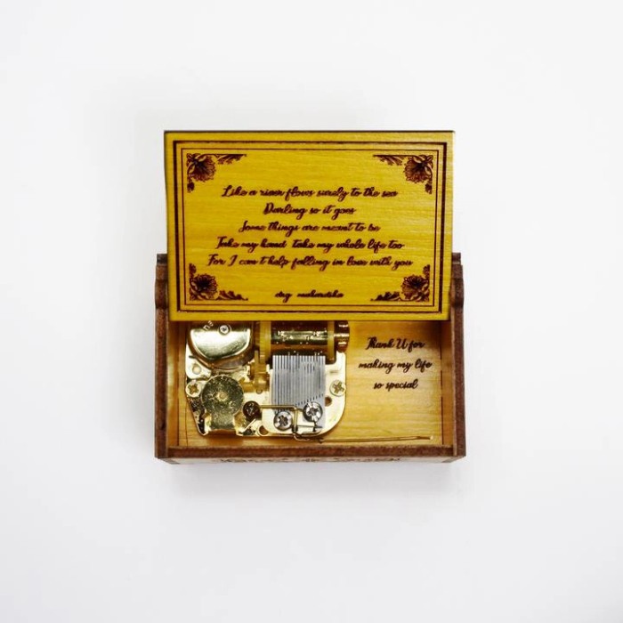 MUSIK-KOTAK- KADO ULANG TAHUN UNIK/ANNIVERSARY KOTAK MUSIK KAYU OTOMATIS UK BESAR -KOTAK-MUSIK.