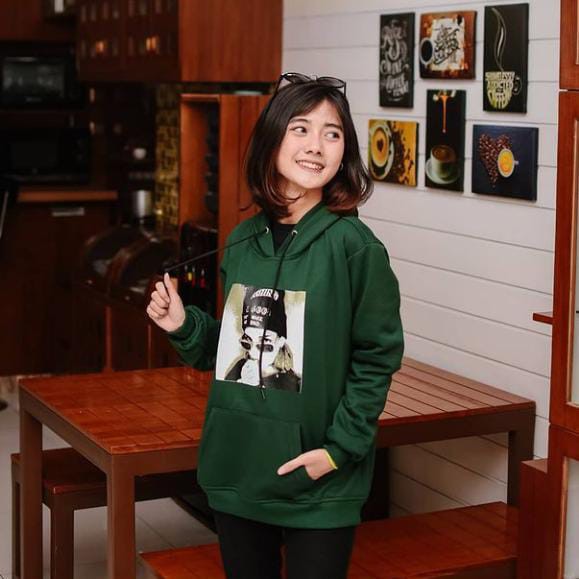 Sweater Pria/Wanita Grosir - Woman Girl