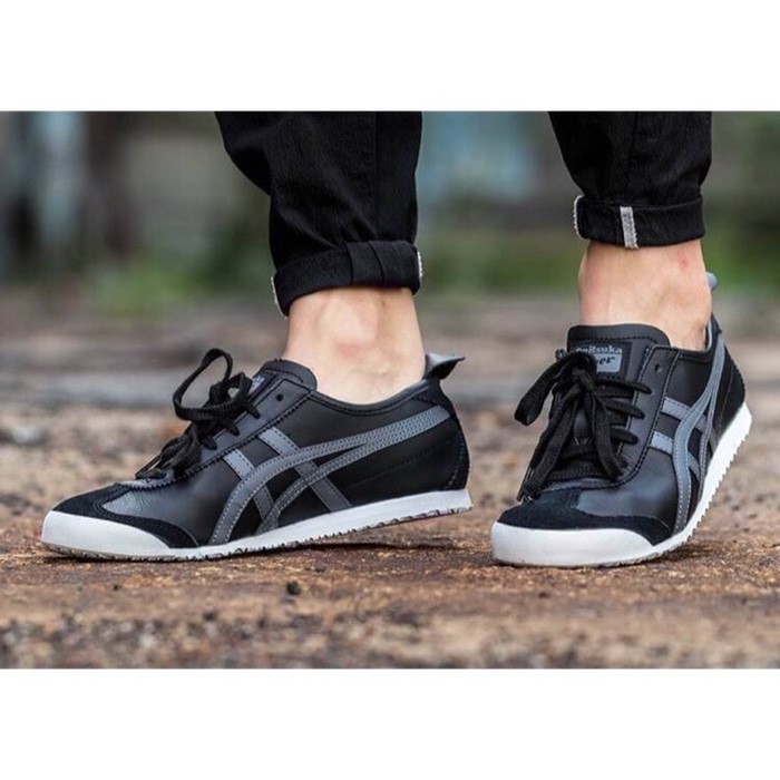 Onitsuka Tiger Mexico Black Carbon Sneakers Sepatu Jalan Pria Wanita