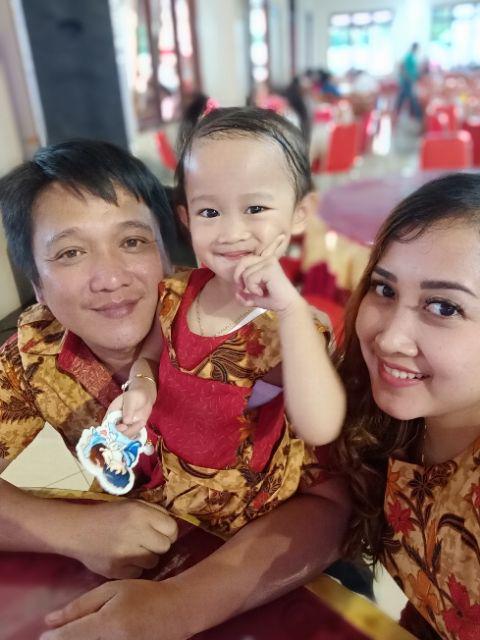 Couple Batik Family Og