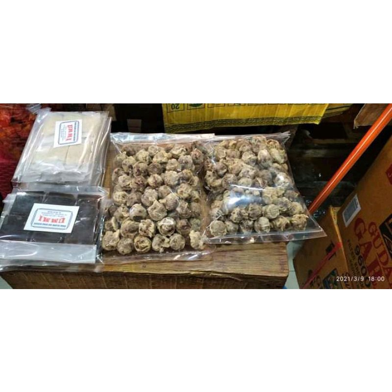 

kue inti bagulo anau ( gula aren)