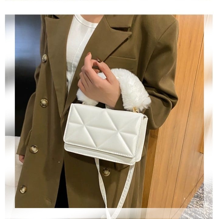 tas selempang wanita tali bulu/ tas kotak import kulit imeyy brended hnm ck zaraa