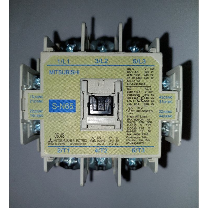 Kontaktor / Magnetic Contactor SN65