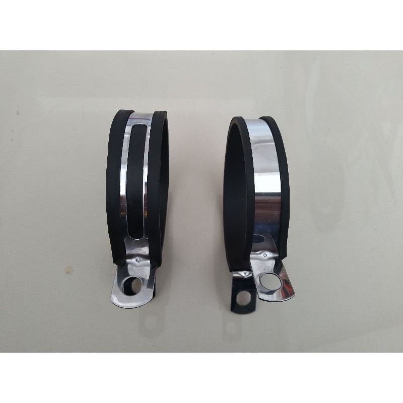Klem Knalpot Racing / Gantungan knalpot Racing/ Breket Knalpot Racing Stainles 3,5" lebar 2,5 Tebal