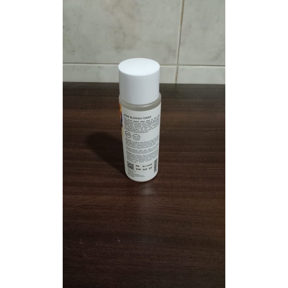ERHA ACNEACT Witch Hazel &amp; Chamomile Acne Blemish Toner - Toner Wajah