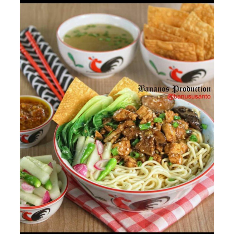 

Mie/Kwetiau/Bihun Ayam masak kecap