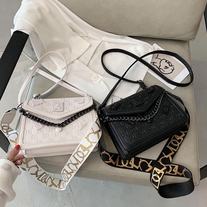 (2Pc Bisa 1Kg)GTBI998874447  New Arrival  !!!  Tas Selempang  Tas Wanita Import  Premium Terbaru