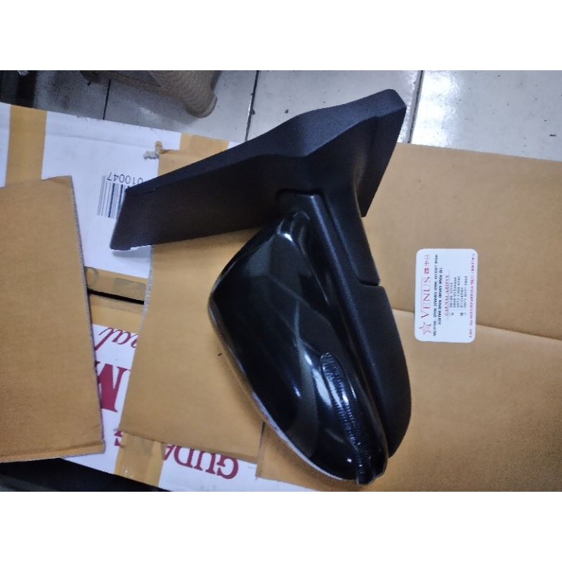 spion mazda 2 original satuan