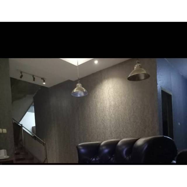 Wallpaper dinding embos