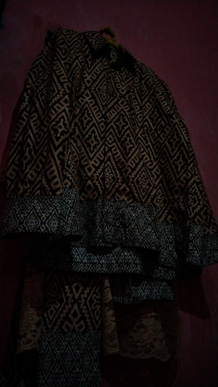 Couple Batik Wajik Lupita Brokat Lengan Panjang . Kebaya Couple Kondangan