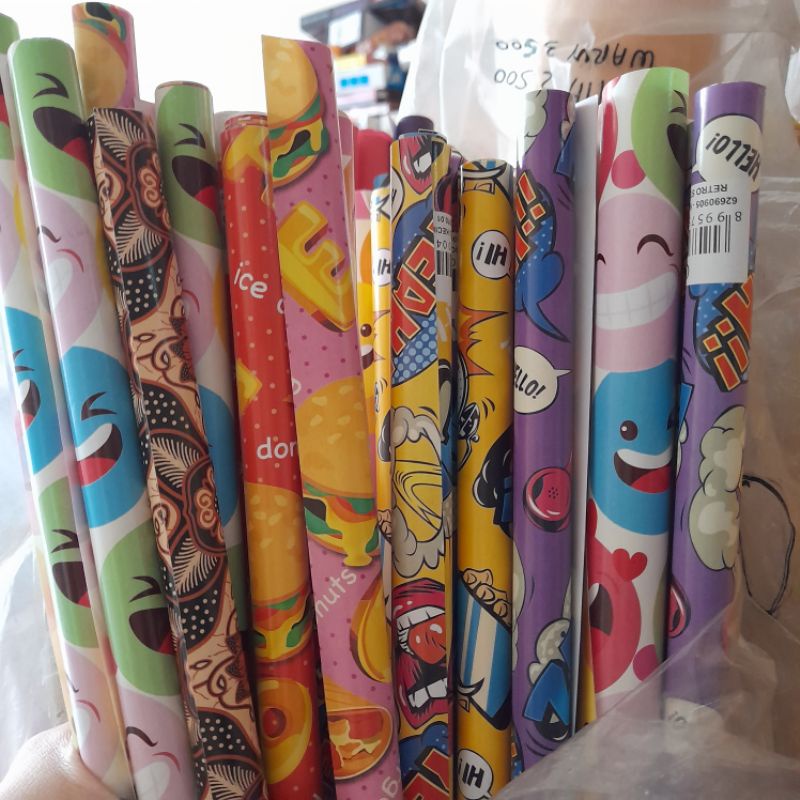 

Kertas Bungkus Kado Kecil Merk Sidu Kiky Retro Style Karakter Murah Gambar Motif Hewan Bunga Pelangi Unicorn Beruang Bear Lucu Per Lembar Wrapping Paper