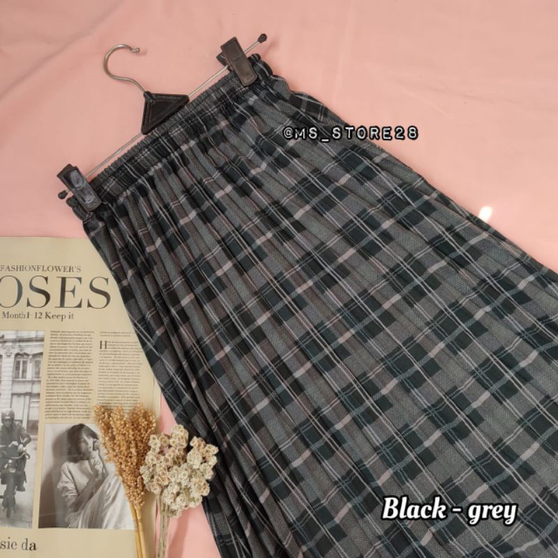 COD ROK KOREAN STYLE PLISKET 2022/ROK TARTAN PLISKET JUMBO-Plisket black-grey