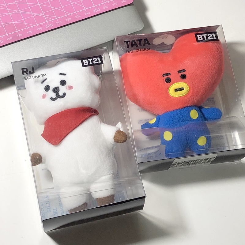 bagcharm bag charm bt21 official originals rj tata sealed gantungan tas boneka