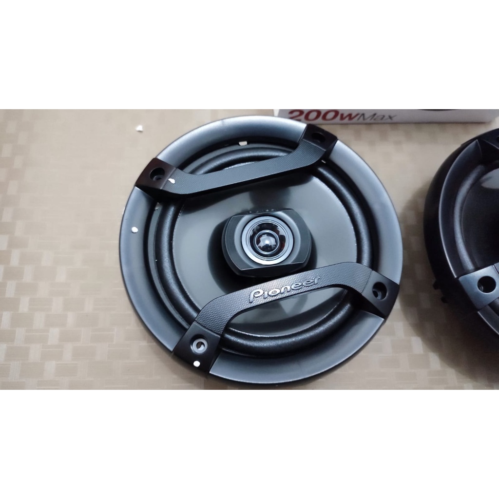 Speaker Pioneer Coaxial 2way TS 1620F Universal