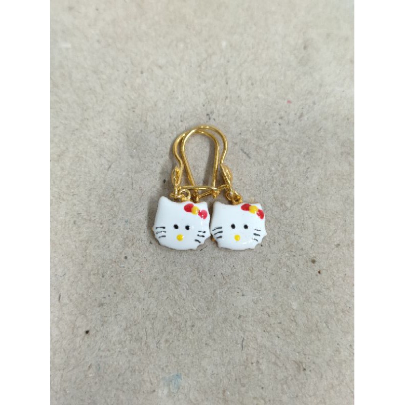 anting desi bandul kepala hello kitty 1 gram emas muda