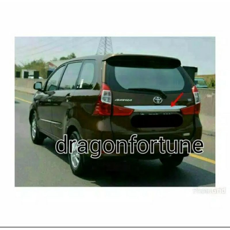 TRUNKLID GRAND AVANZA CROME