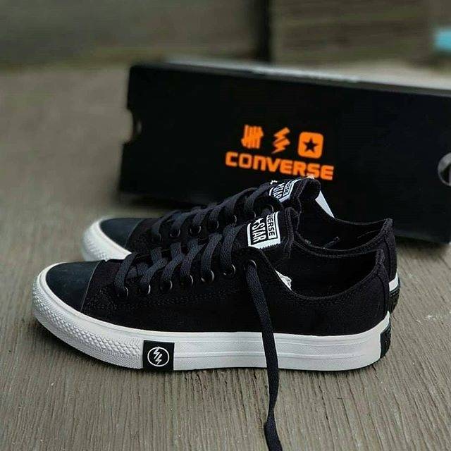 Sepatu Converse CT PRO UNDEFEATED BNIB IMPORT PREMIUM BLACK SNEAKERS CASUAL SEKOLAH KERJA KULIAH