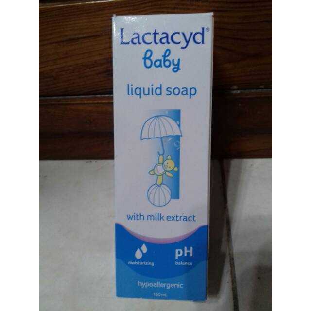 Jual lactacyd baby liquid soap 150ml free 2pcs biore porepack Indonesia