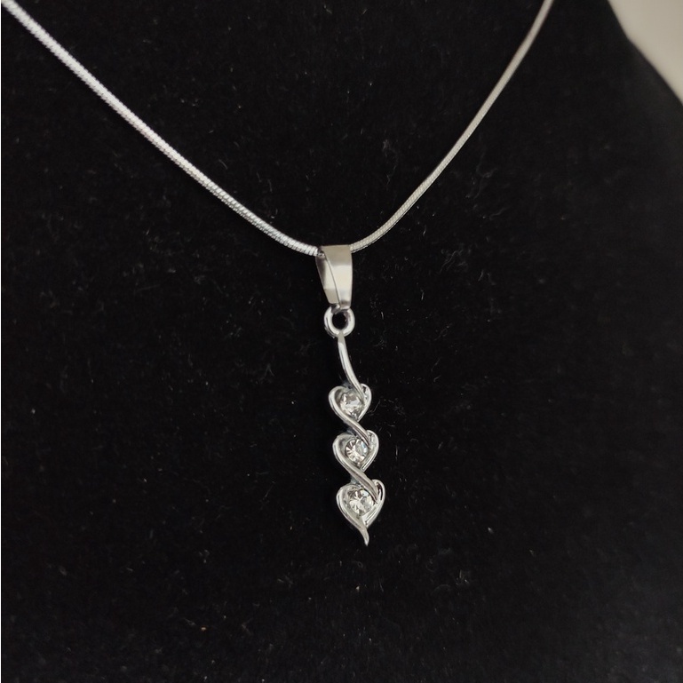KALUNG TITANIUM SILVER ULIR / KALUNG WANITA PRIA ANAK KADO SOUVENIR HADIAH ULTAH DGKLT