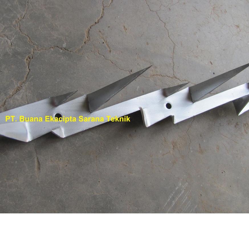TEBAL 2mm, PANJANG 125cm Wall Spike dari Galvanis ini Tipe karena paling efisien, dan Durinya KUAT k