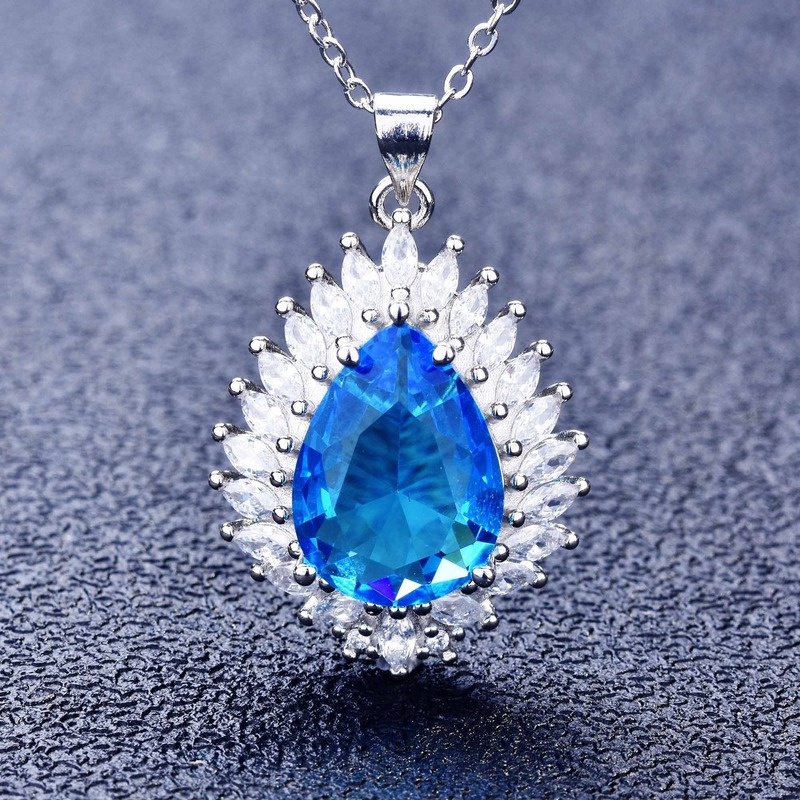 Natural Sri Lankan Sapphire Moissanite Water Drop Pear-Shaped Flame Necklace