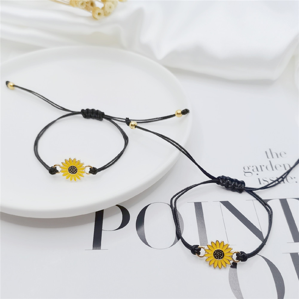 2pcs Gelang Tali Persahabatan Anyaman Krisan Bunga Matahari Fashion Wanita Korea Pria Couple Bracelet Daisy Adjustable fashion bracelet