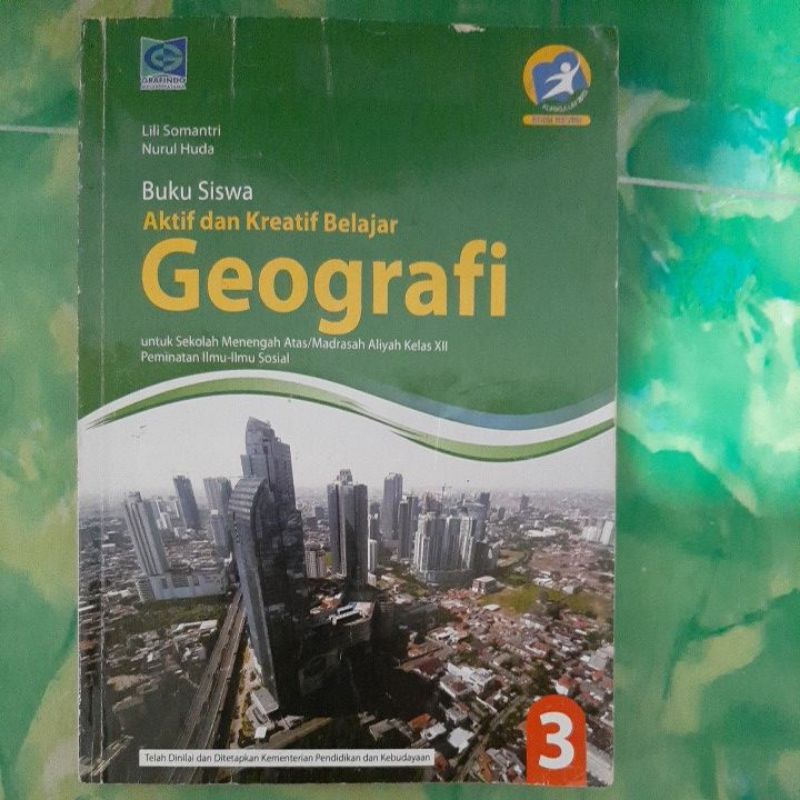 

Buku Geografi kelas XII