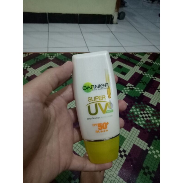 GARNIER SUNSCREEN