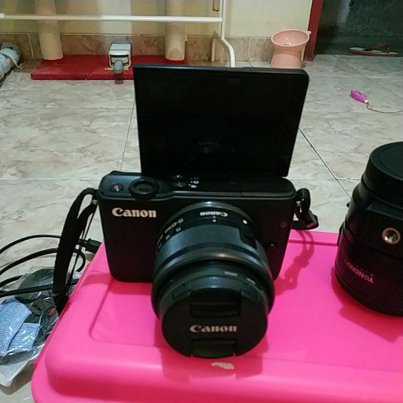 Kamera Canon EOSM10 Bekas
