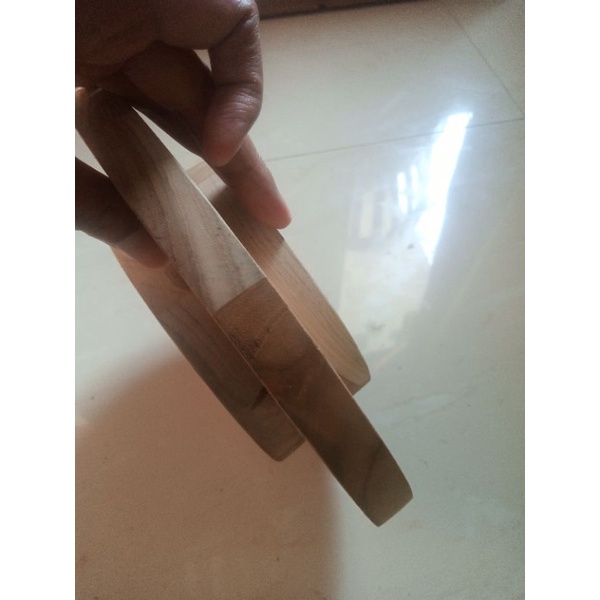 Rak oil essential bundar tingkat diffuser putar full 16 slot kayu jati