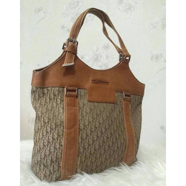 Tas Christian Dior Kulit Asli Preloved Second