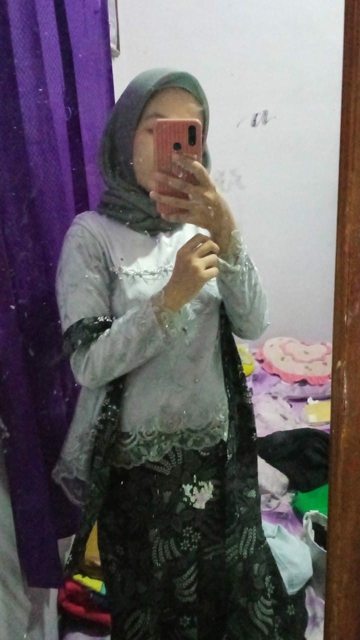 Baju Batik Tunangan | Kebaya Wisuda | Batik Couple