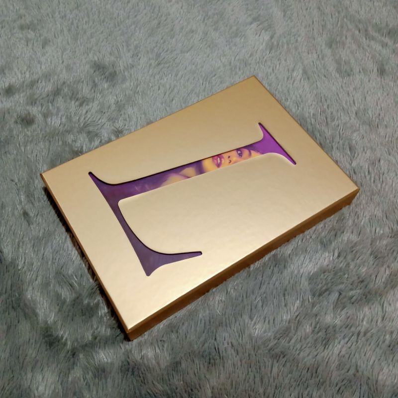 First Album Solo Lisa - Lalisa (Unsealed)