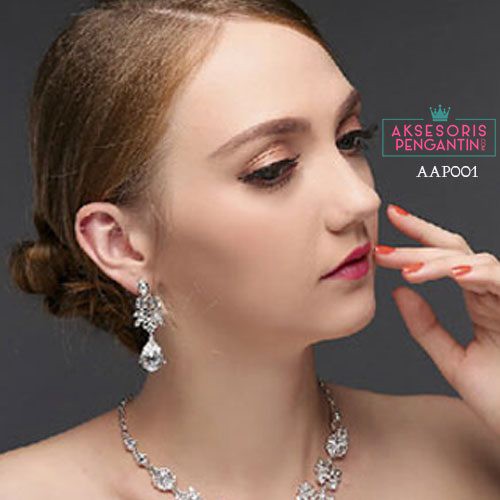 [READY STOCK] ANTING PENGANTIN AKSESORIS WEDDING BRIDAL CRYSTAL AAP001