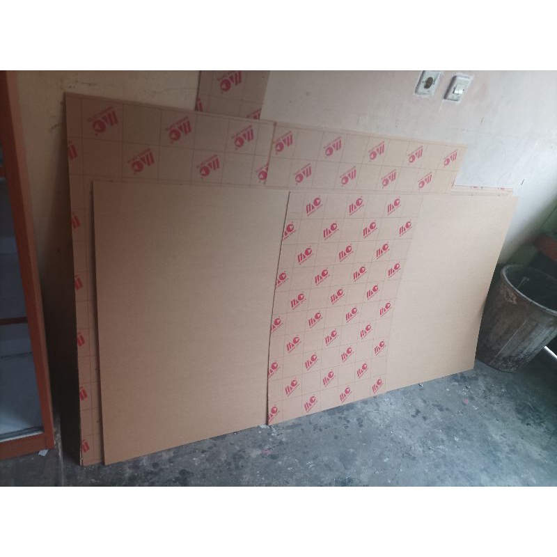 Akrilik Bening 10mm 1x1 meter