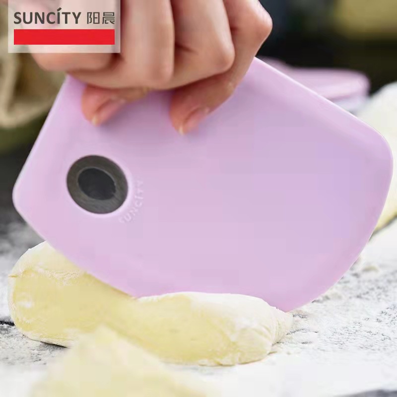 Suncity YC6064 Pemotong Adonan Kue Silica Gel Dough Scrapper Pink