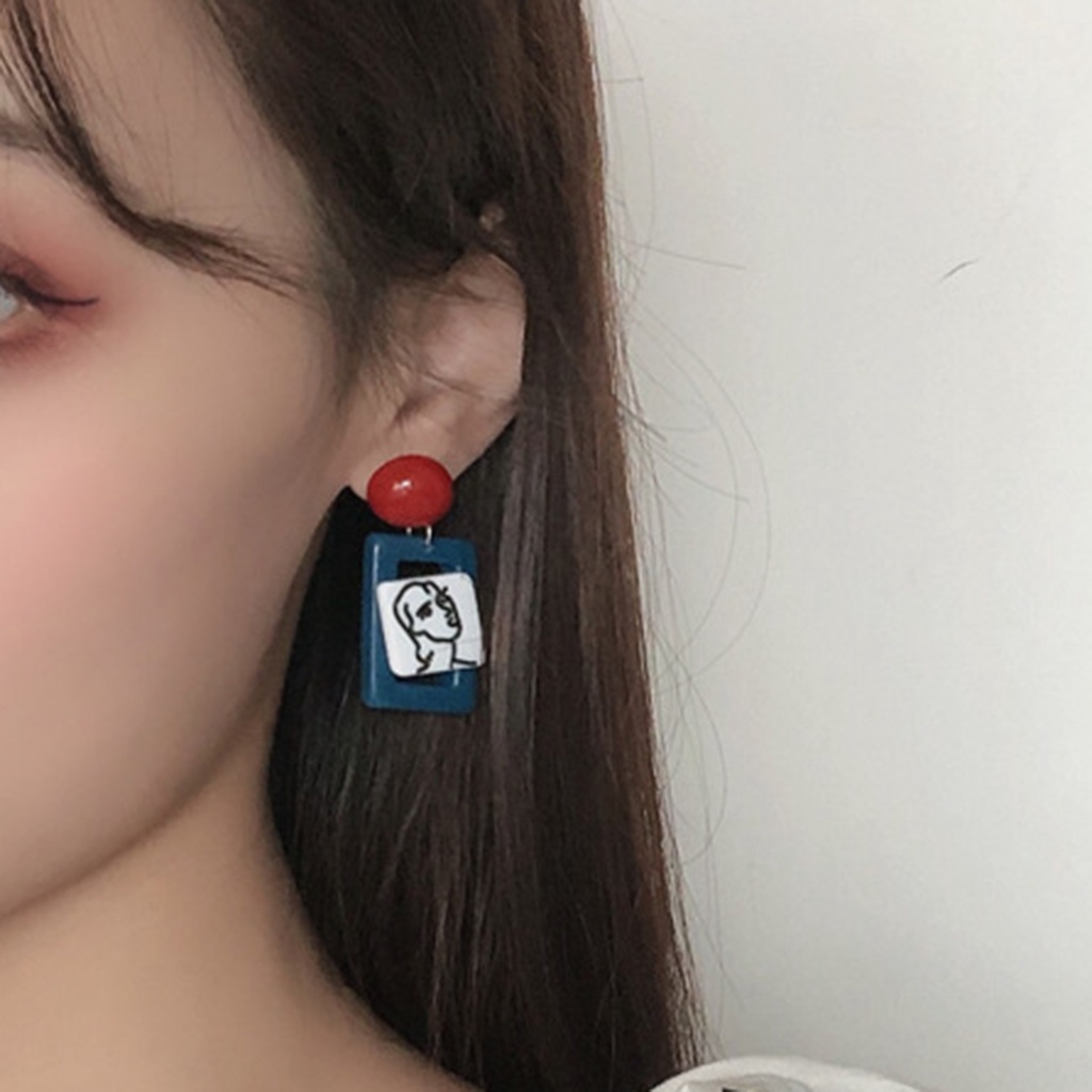 Hu Hu Hu Hu Hu Alat Bantu Pasang Kacamata♡ 1 Pasang Anting Stud Desain Figur Abstrak Bahan Resin Gaya Vintage