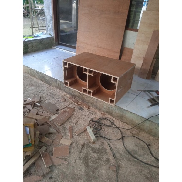 Potongan Box 12in triplek 15mm