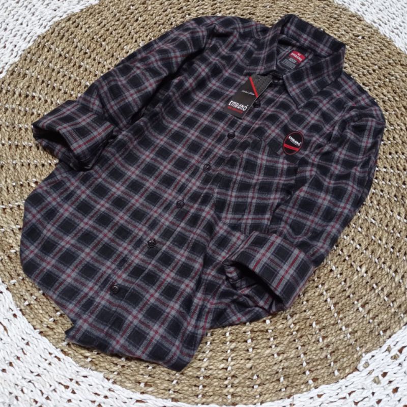 atasan casual kemeja flanel lengan panjang embano pria premium import embano distro terbaru size M L XL