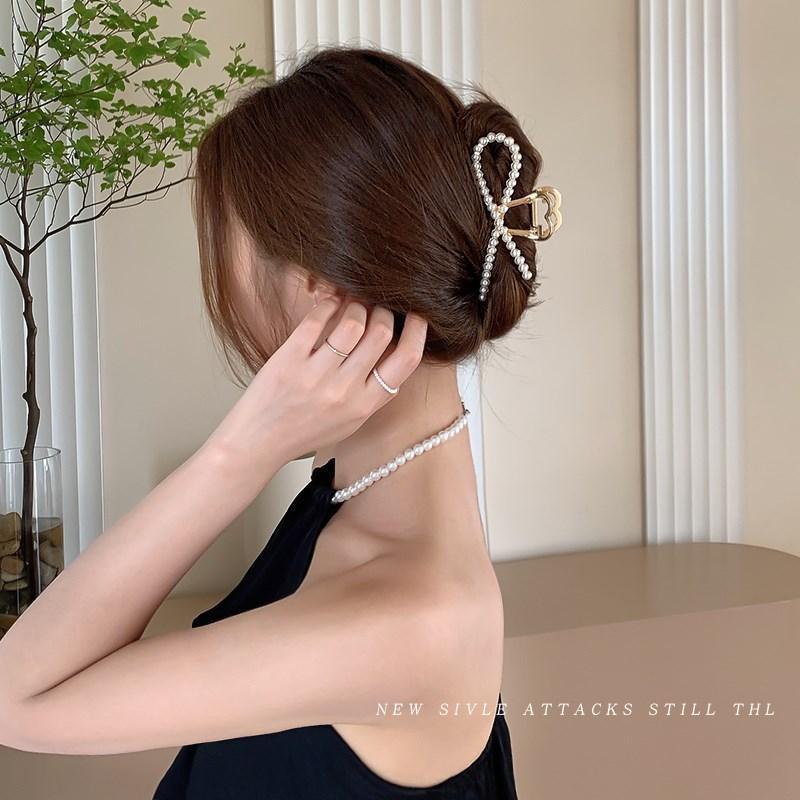 Jepit Rambut Model Cakar Aksen Mutiara Warna Emas Gaya Korea Untuk Wanita