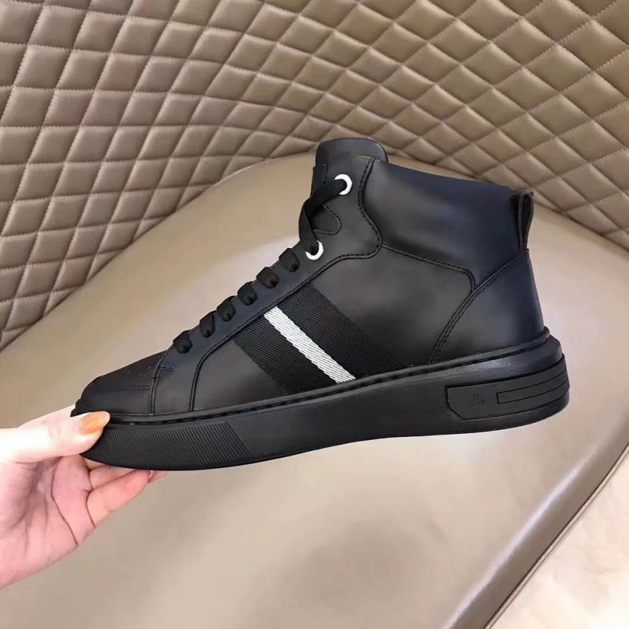 sepatu pria sneaker boots hitam cowok mirror quality kulit asli lv