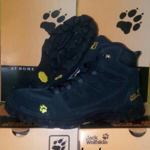 Sepatu jack Wolfskin